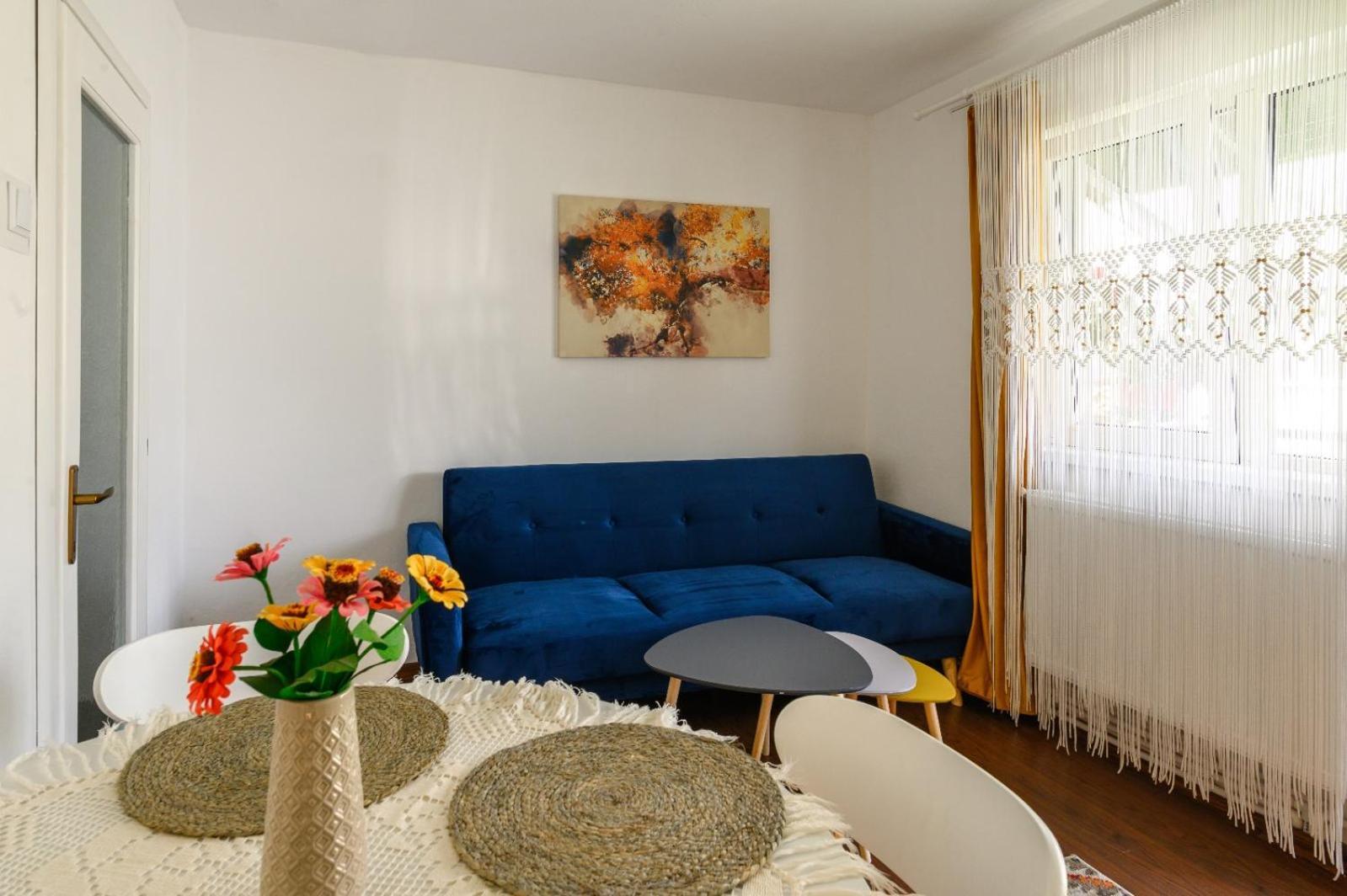 Apartament Corina Cu Parcare Bistriţa Εξωτερικό φωτογραφία